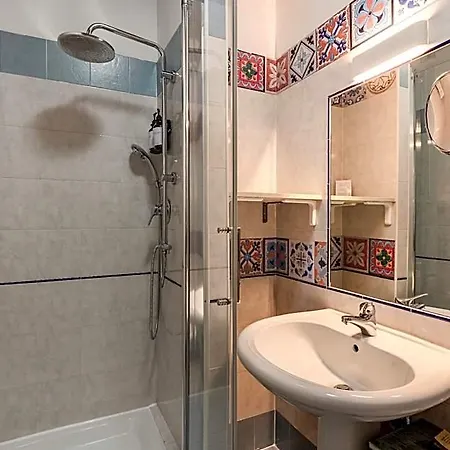 Santa Maria Hotel 3*